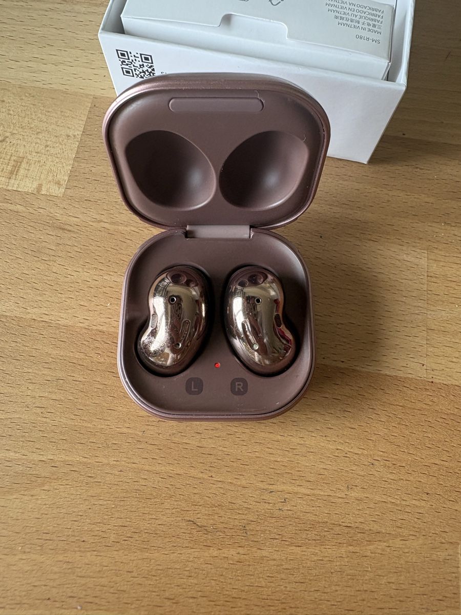 Samsung Cuffie: Samsung Galaxy Live Buds in Rosé – Usato da Wädenswil venduto da HaLu_12 2