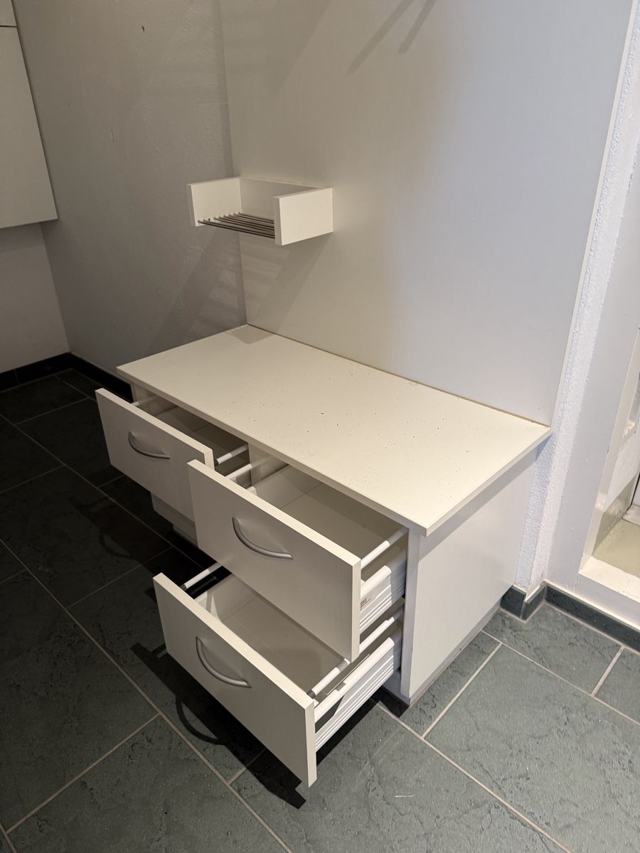 Garderobe: garderobe – Gebraucht aus Schindellegi von andreag09
