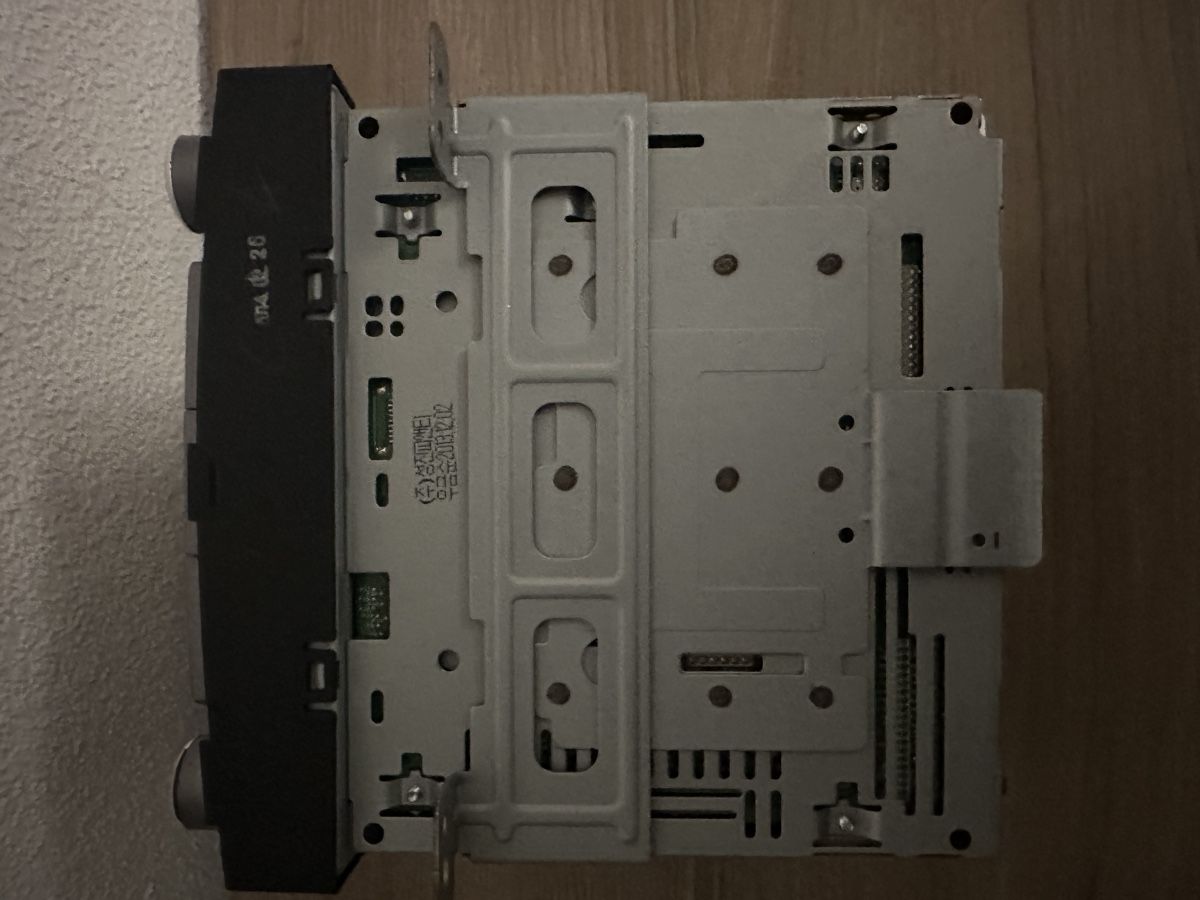 Tutti pezzi di ricambio auto: Hyundai i20 2014 Original Radio – Usato da Schaffhausen venduto da BorisMell33 2
