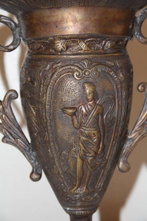 Vasi & Recipienti: Vase en bronze , h-37cm , 4500 gram . – Usato da Praz (Vully) venduto da pikuluka1 3