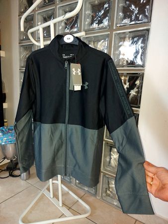 Giacca sportiva Under Armour nuovo, tg. YMD 134