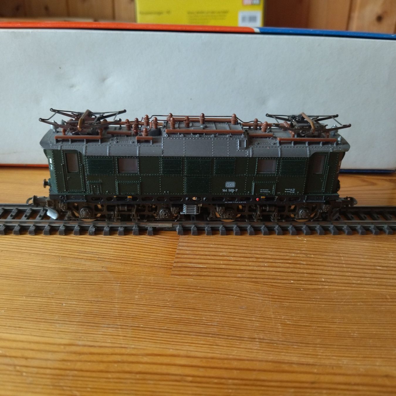Roco Modelleisenbahnen: Roco E-Lok E1445 (939) – Gebraucht aus Basel von BeanieUp 1