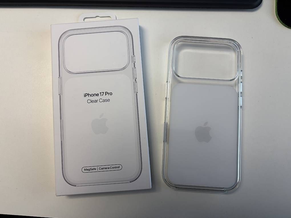 Covers & Schutzfolien: iPhone 17 Pro Clear Case original / neuwertig  – Gebraucht aus Kirchberg BE von larsbaer