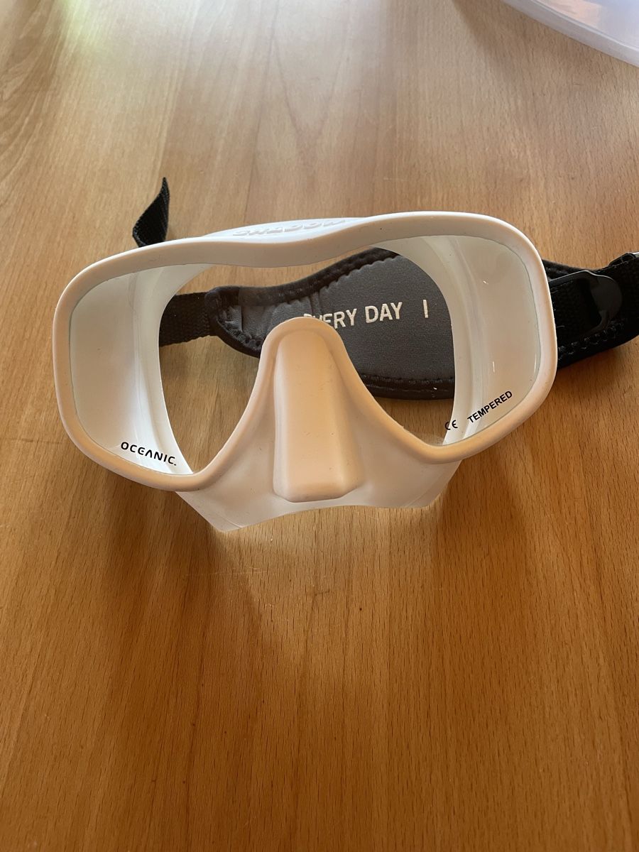 Maschere: Oceanic Dive Mask - White - Excellent Condition 🤿 – Nuovo (secondo la descrizione) da Wil AG venduto da ang_5kjt 3