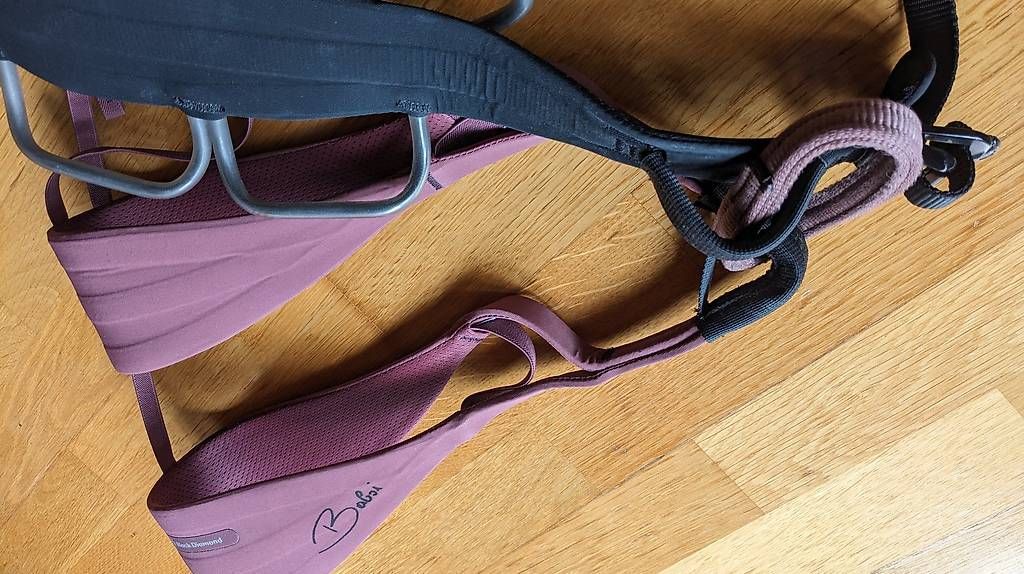 Black Diamond Attrezzatura da arrampicata: Black Diamond Solution Klettergurt Gr. S - Babsi Edition – Usato da Innertkirchen venduto da Flir 2