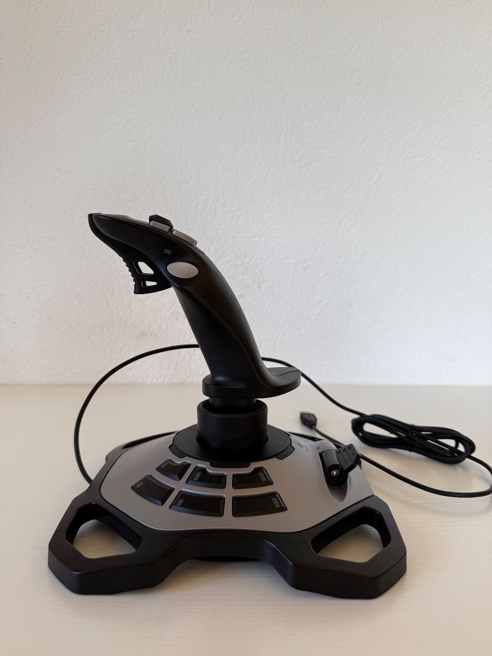 Logitech Controller: Logitech Extreme 3D Pro Precision Flightstick – Usato da Uettligen venduto da Leoniexx 2