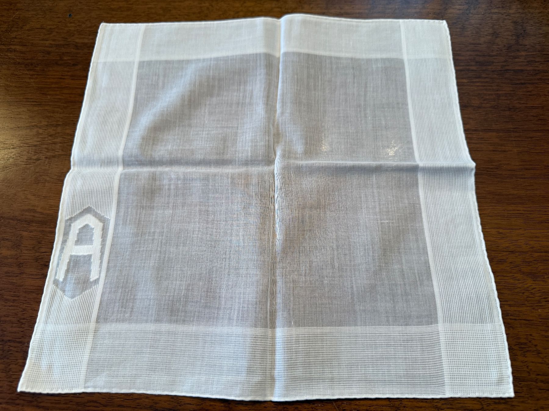 Altro in  Abbigliamento & Accessori: Taschentuch weiss mit Initial A gebraucht – Usato da Erstfeld venduto da Mario_boe0 1