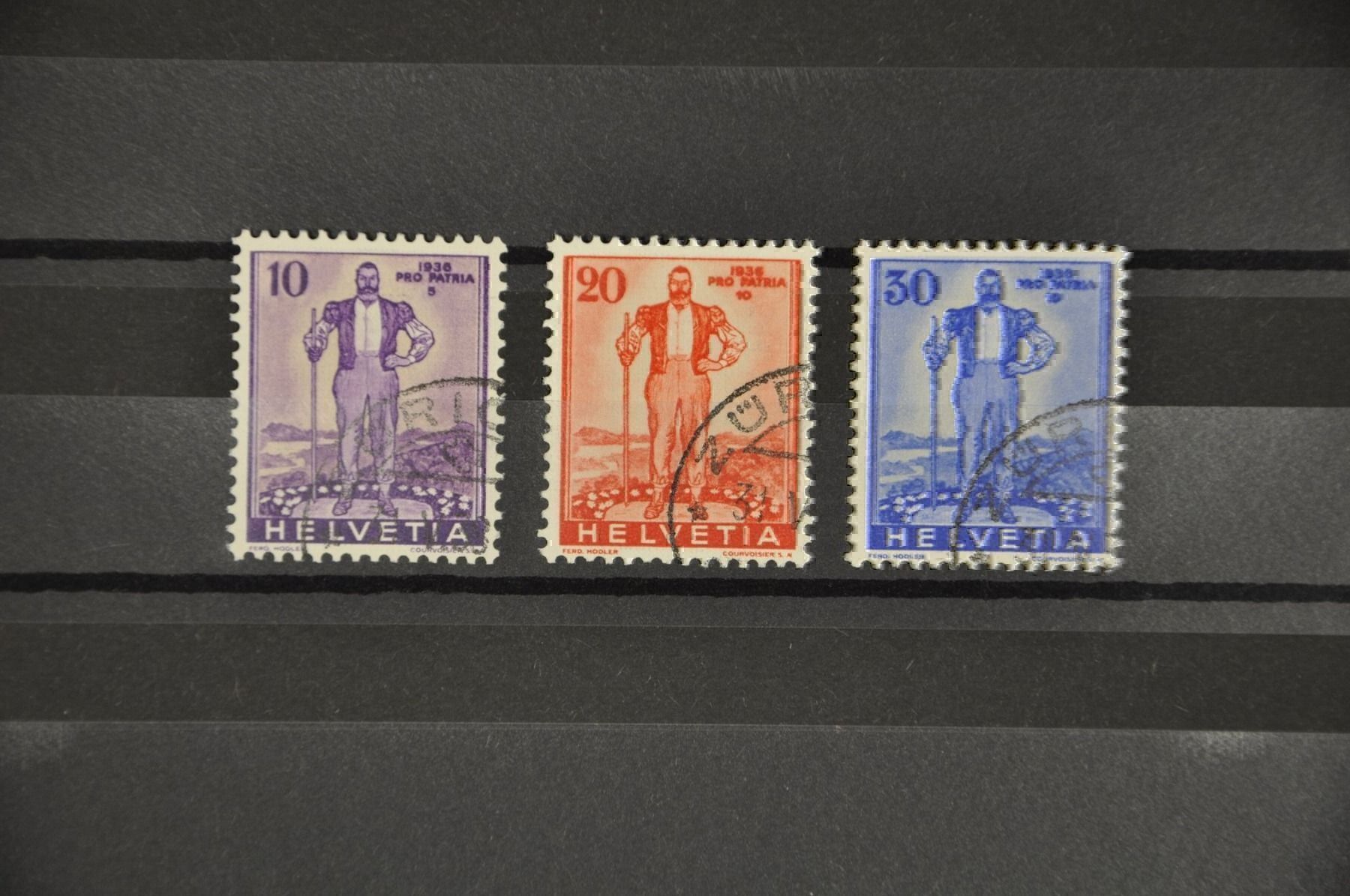Tutti i francobolli: 1936 W5-W7 Ausschnitte gestempelt – Usato da Wolfhalden venduto da Zinauktion