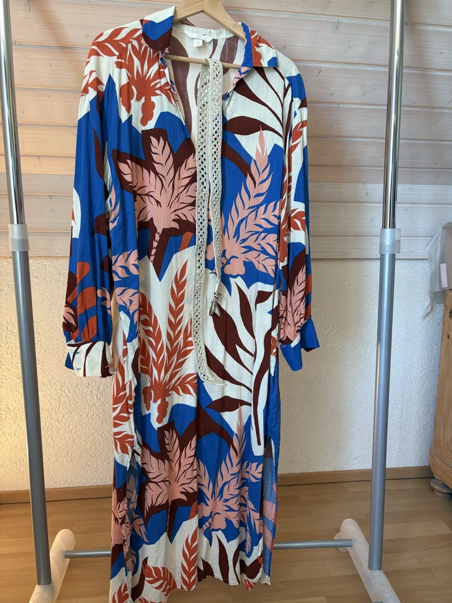 H&M Vestiti: MAXIKLEID MIT BLÄTTERPRINT – Nuovo (secondo la descrizione) da Bettwiesen venduto da wombat90