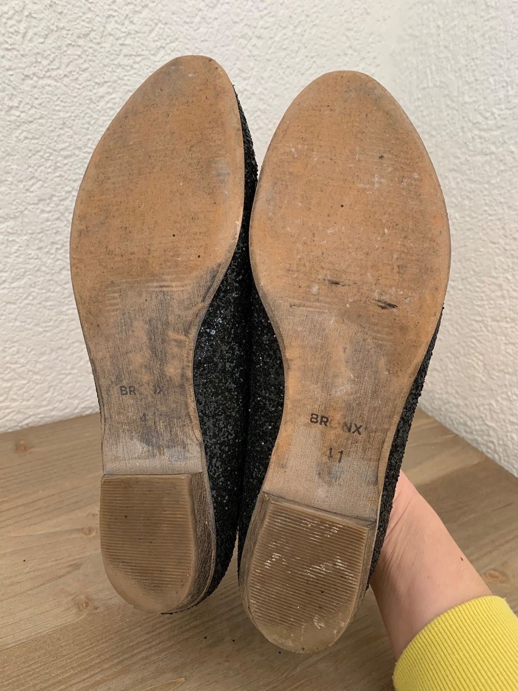 Scarpe da donna: Bronx Glitzer Schuhe Gr. 41 – Usato da Fislisbach venduto da KolibriSecondhand 6