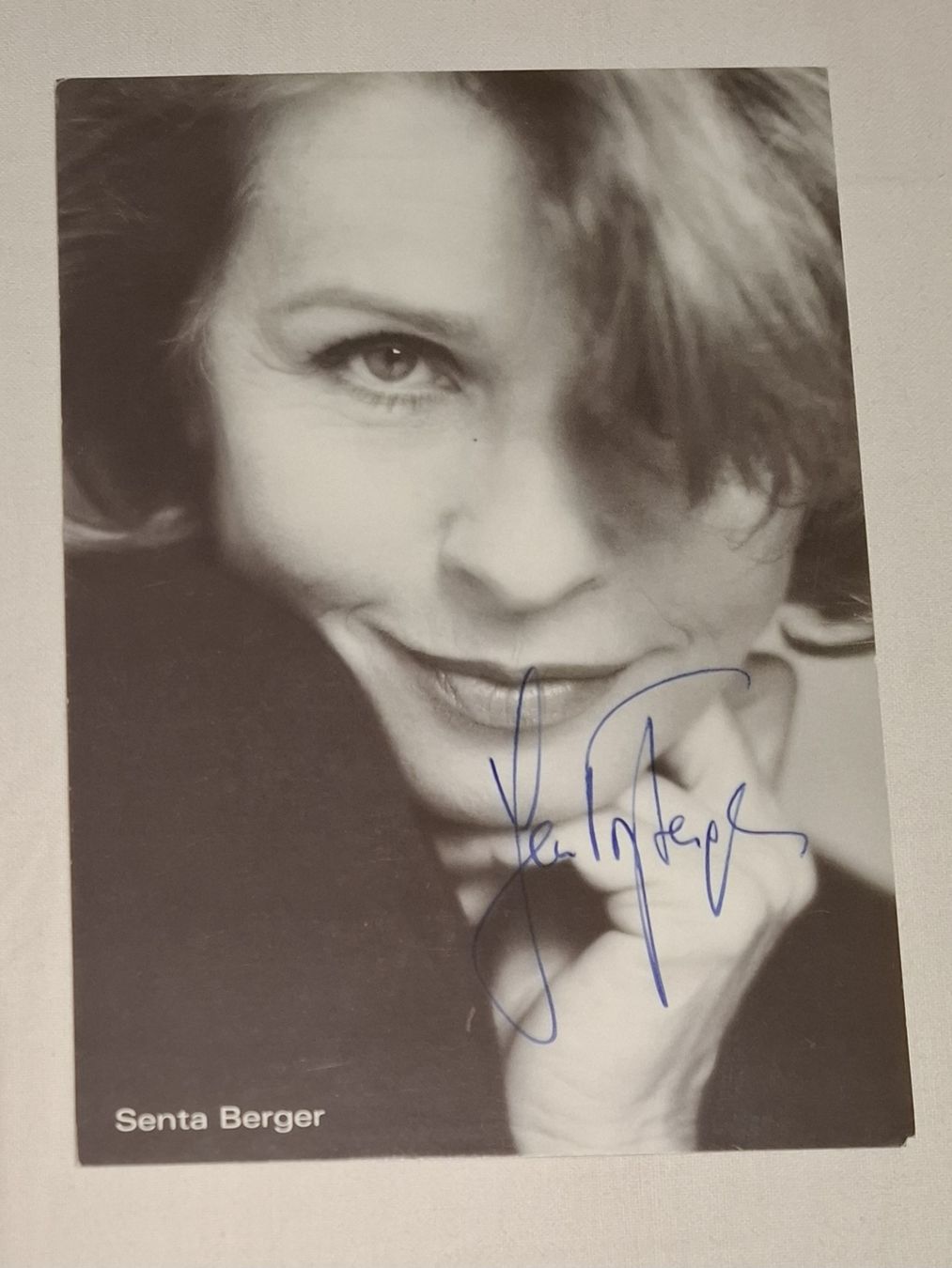 Bücher: Senta Berger: Autobiografie + Autogramm – Gebraucht aus Zürich von apf_b8zl 2