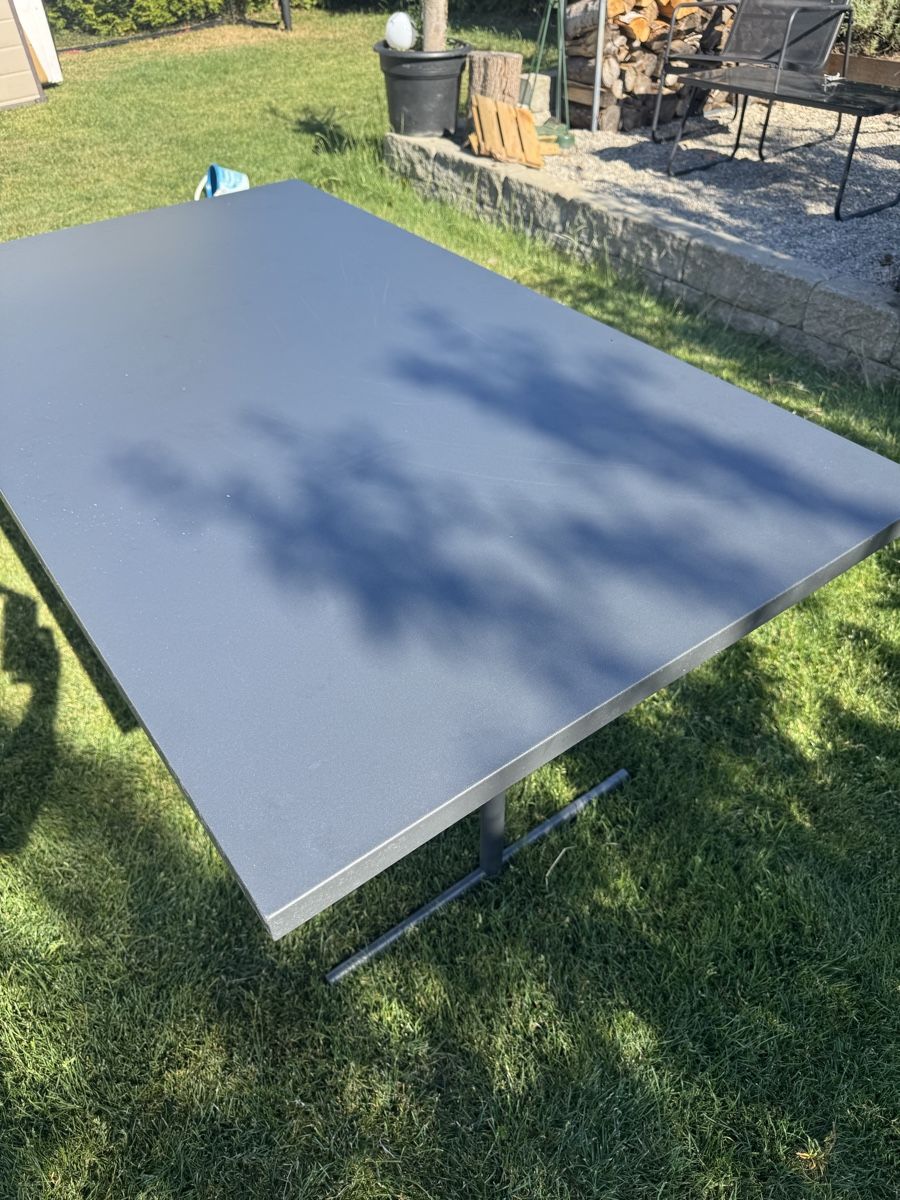 Schaffner Tables: Schaffner Tischplatte mit Untergestell, 140cm, gebraucht – D'occasion à Gossau SG par luis9200 3