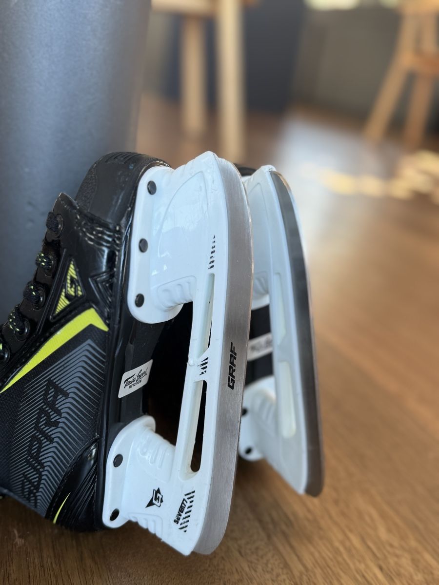 Graf Patins à glace: GRAF Supra Eishockeyschuhe Gr. 30,5 – D'occasion à Gutenswil par Zuknap 3