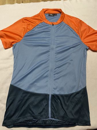 LIQUIDATION!! Maillot de vélo taille 40-42 NEUF