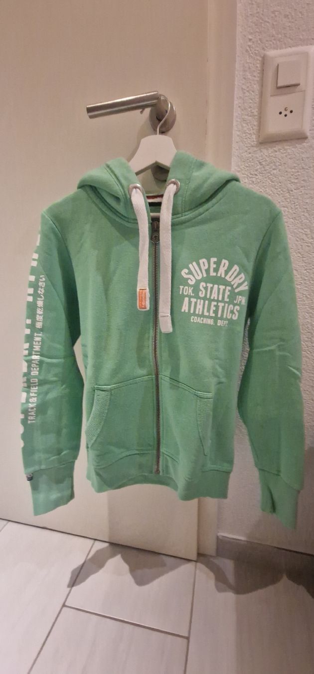Superdry Giacche: Superdry Sweatjacke – Usato da Oftringen venduto da bin_2wk8