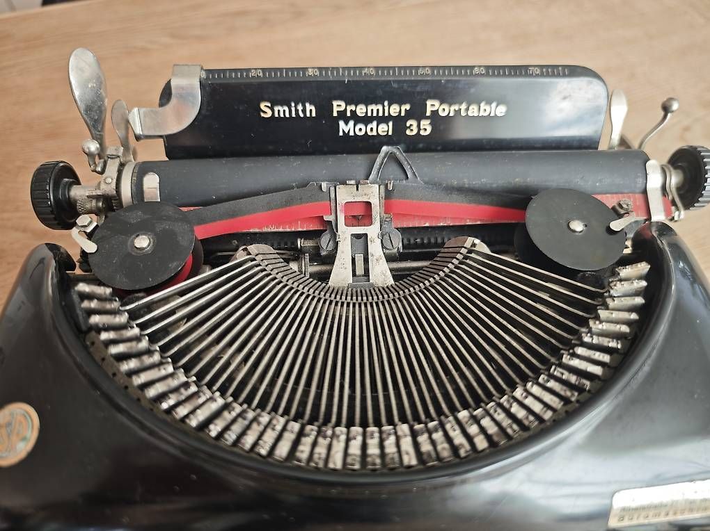Schreibmaschinen: Smith Premier Portable Model 35 (1937) – Gebraucht aus Herrliberg von pak_2fjh