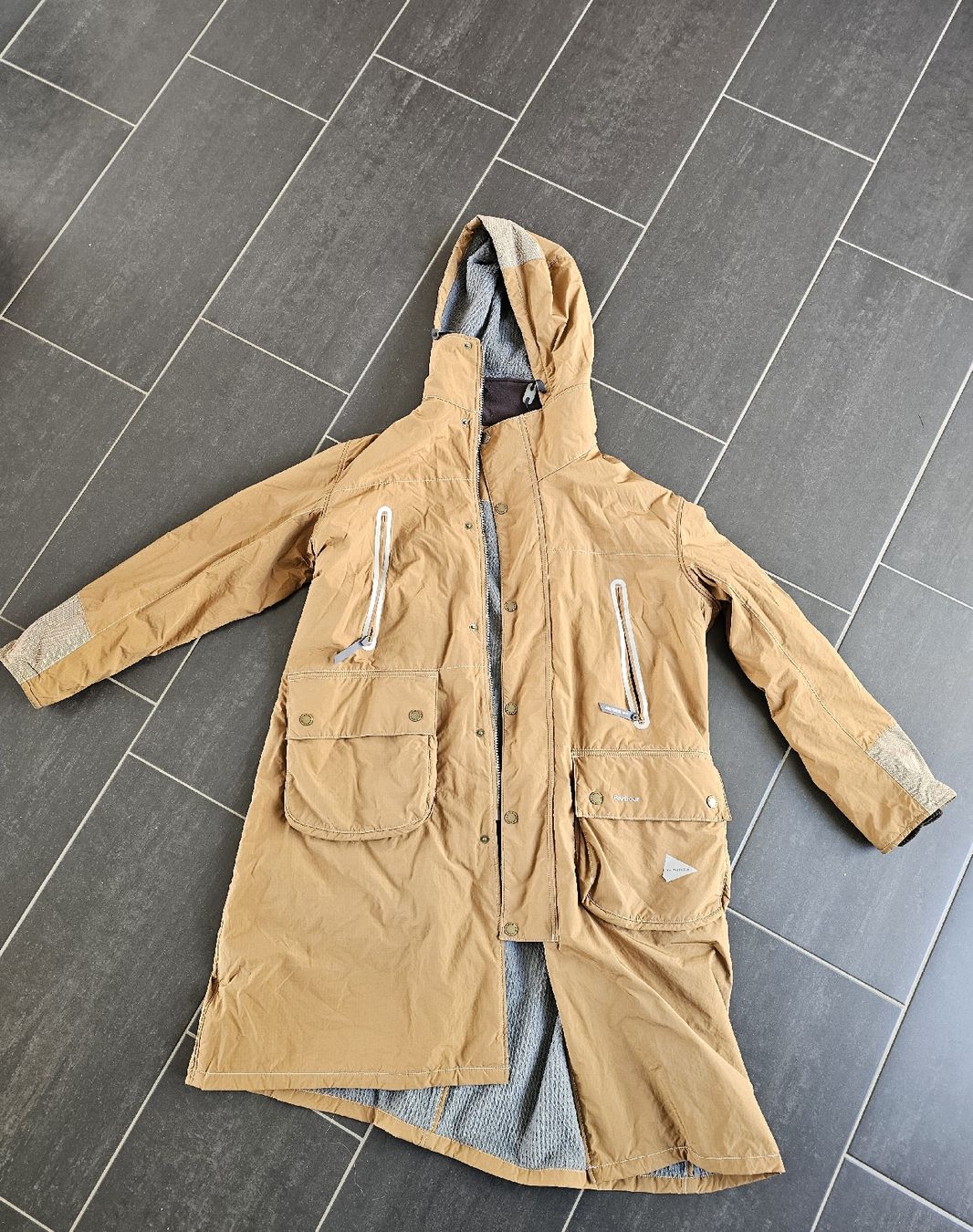 Barbour Cappotti: Barbour Designer-Herrenmantel (Barbour and Wander) – Nuovo (secondo la descrizione) da Klingnau venduto da Eibermend1