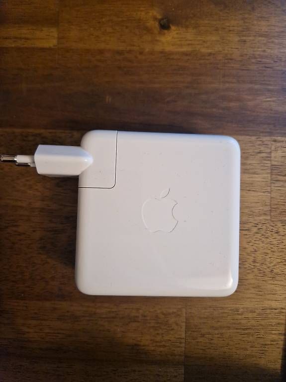 Caricabatterie: Apple 96w USB C Power Adapter  – Usato da Bern venduto da Stelania 2