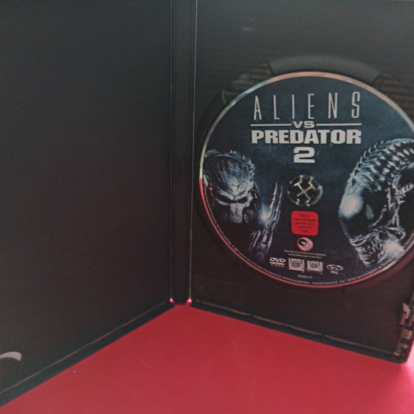 Alle DVDs: Aliens vs. Predator 2 – Gebraucht aus Dübendorf von kb86_MOVIE 3