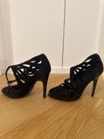 Giambattista Valli Black Suede Heels, Size 36 - Chic