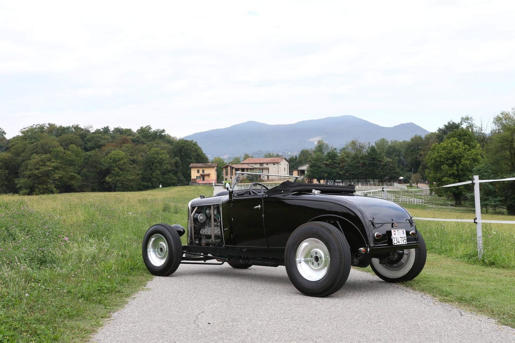 Ford Automobili: Ford A Rodster Hot Rod 040 – Usato da Alpnach Dorf venduto da Claudio1488 3