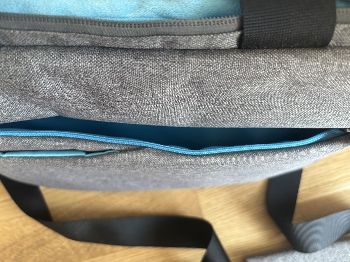 Borse: PEDEA Laptop Tasche / Notebook Tasche grau mit Schultergurt – Usato da Zug venduto da volpo6300 4