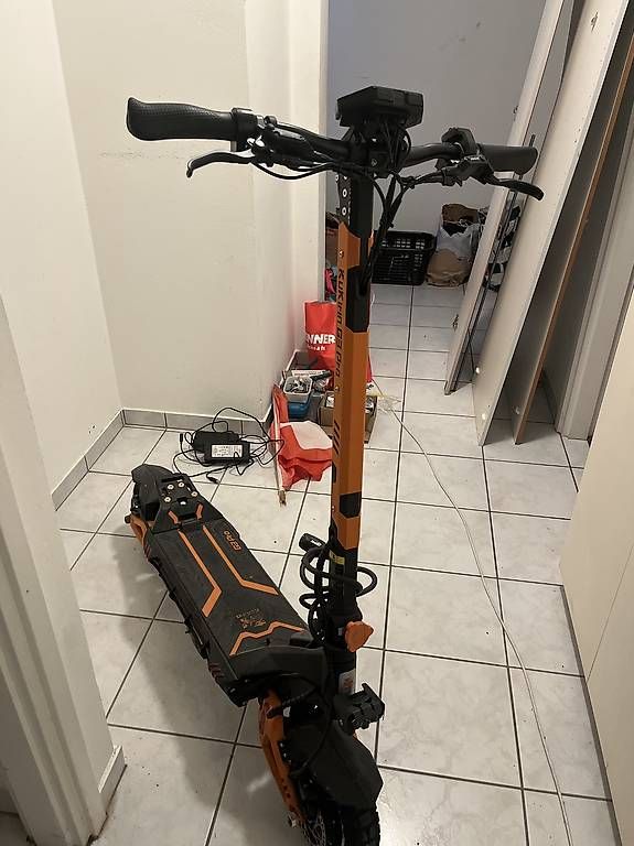Kickboard: Monopattino KuKirin G3 Pro – Usato da Minusio venduto da pag_ykv5
