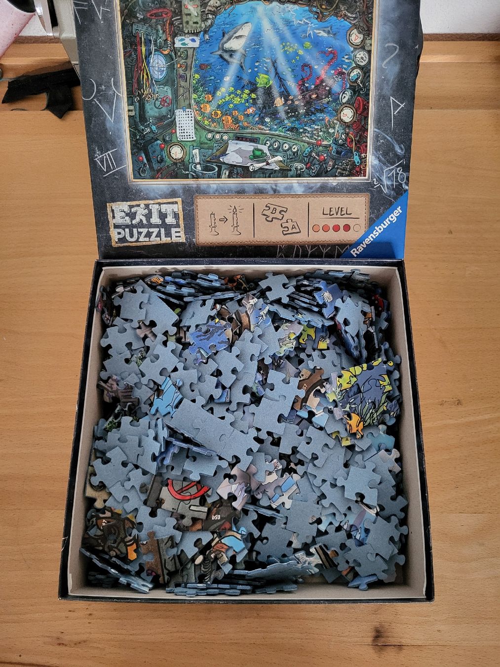 Ravensburger Puzzle: Ravensburger Exit Puzzle U-Boot 759 Teile – Usato da Belp venduto da kabr 2