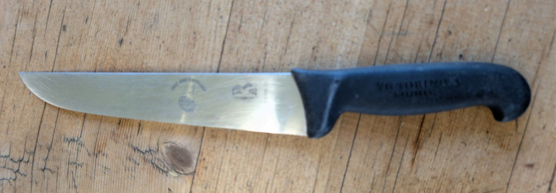 Victorinox Küchenmesser: Victorinox Fibrox – Gebraucht aus Uitikon Waldegg von Biohof 2