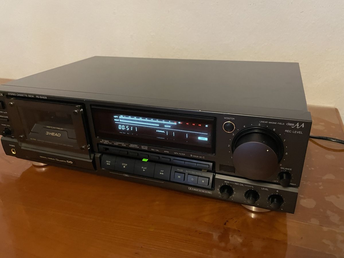 Technics Lettore multimediale & Streamer: Technics RS-BX828 High End 3 HEAD Kassettendeck – Usato da Zürich venduto da semi16 2