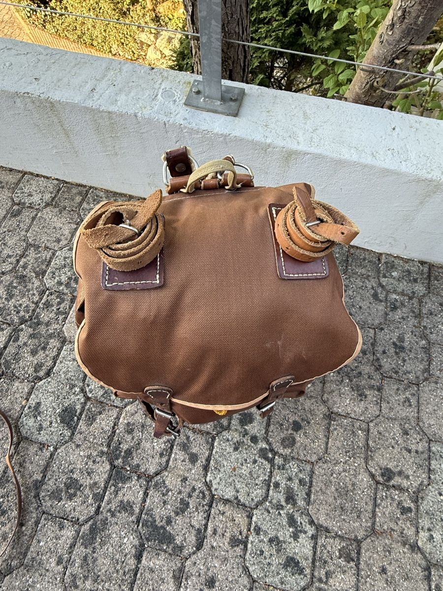 Schweizer Armee Zaini: Vintage Schweizer Militär Rucksack – Usato da Aarburg venduto da Schatzaffe 3