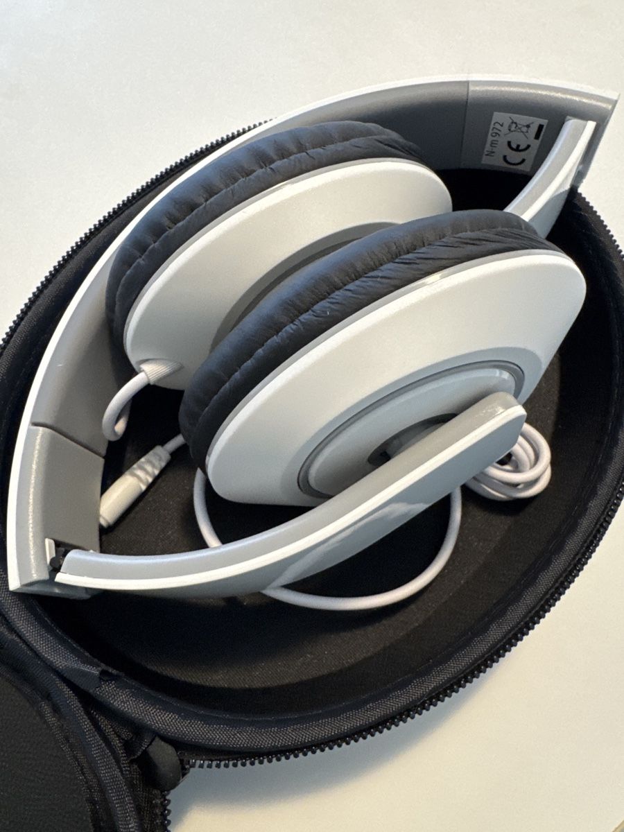 Cuffie: Kopfhörer mit Etui - Super Sound – Usato da Altendorf venduto da megadeals 1