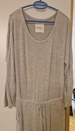 Pyjama combinaison gris taille S/M