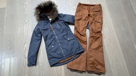 Burton Snowboard Jacke und Hose Gr.XS