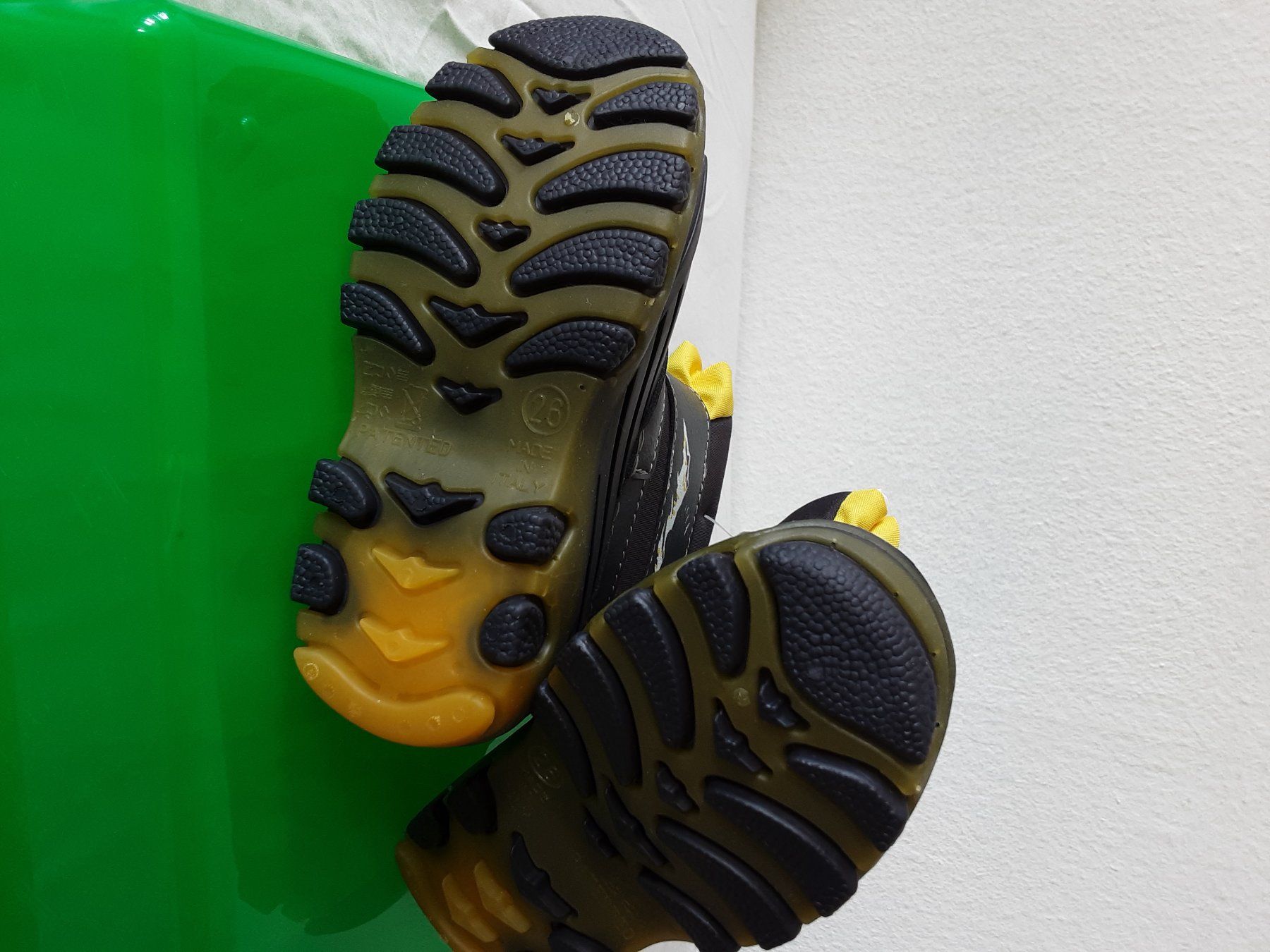 Schuhe für Jungen: Kinder Blinkwinterstiefel – Neu und originalverpackt aus Glattfelden von Roman2504 2