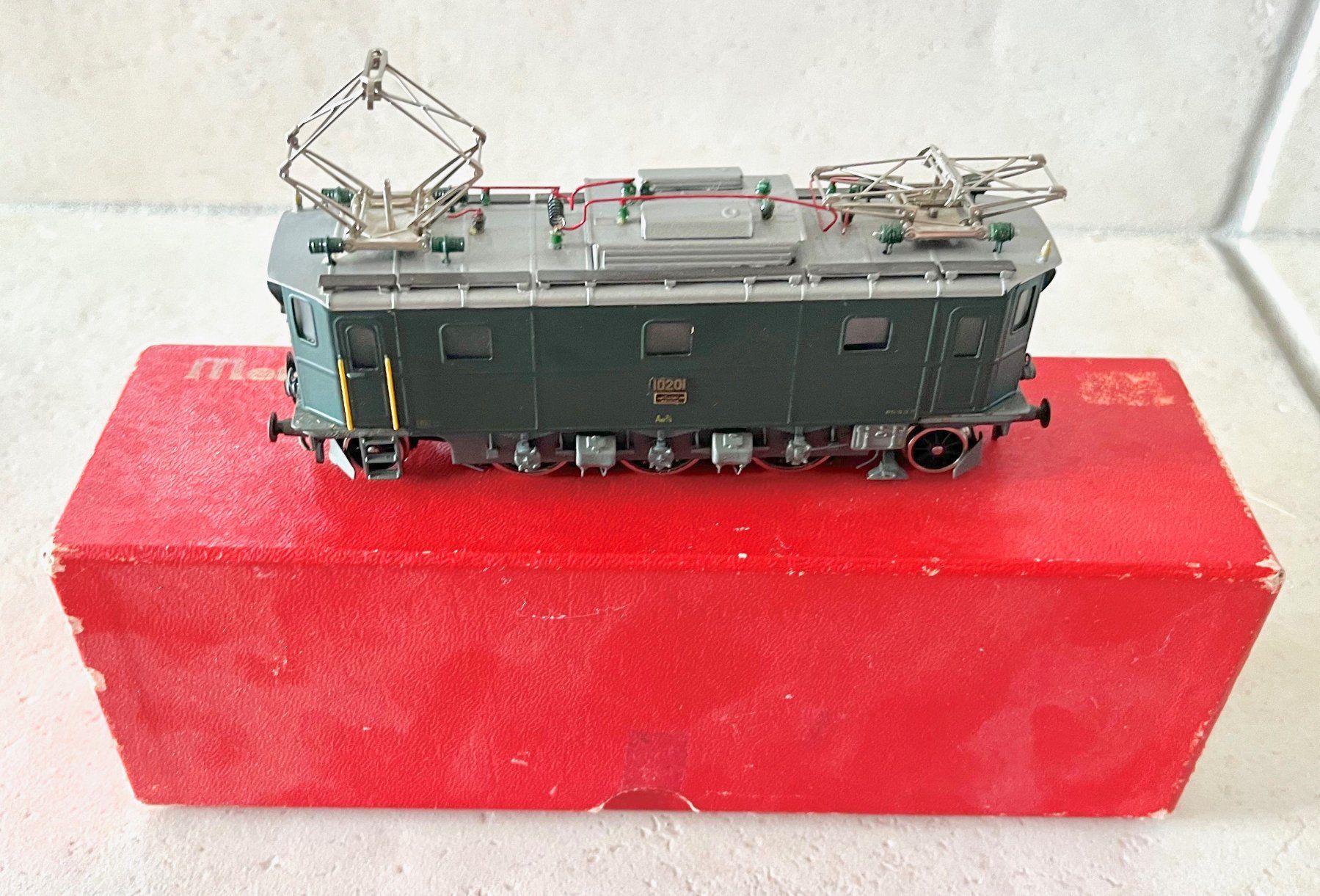 Metropolitan Modellini di ferrovie: Metropolitan SBB Ae 3/5  H0 – Usato da Bleiken venduto da hbw45 1