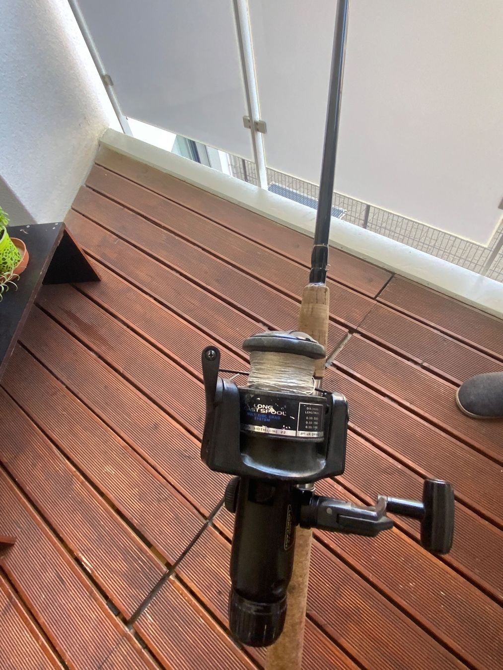 Daiwa Canne da pesca: Rute Castom Made Graphite mit Rolle Daiwa – Usato da Schübelbach venduto da Hecht11. 1