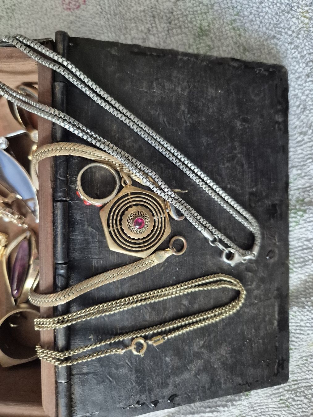 Sonstiger Schmuck: Schmuckkonvolut inkl. Schatulle – Gebraucht aus Vilters von Fleiflomi 4