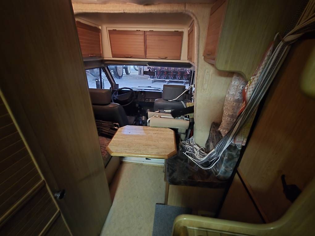 Veicoli da campeggio: Bus Camping  – Usato da Chavornay venduto da Jolabricole 2