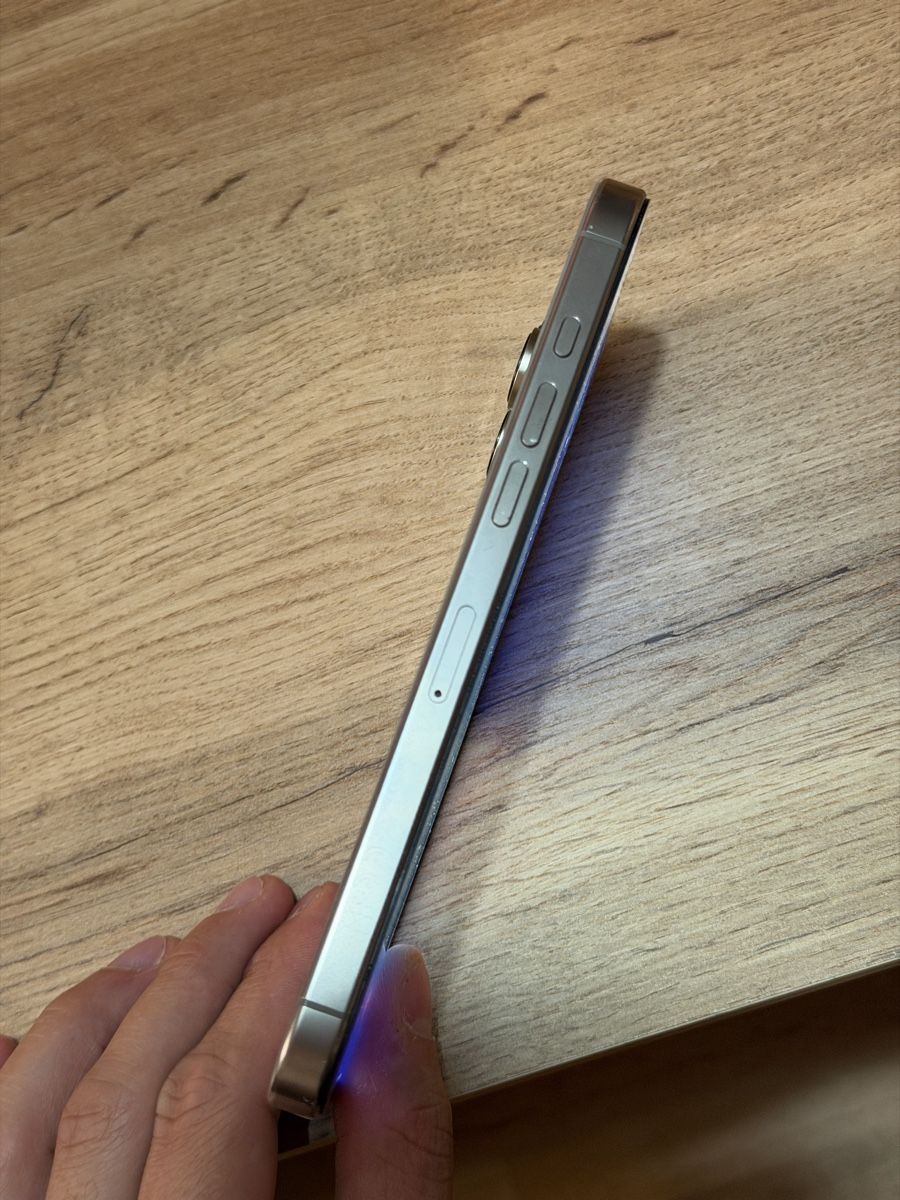 Apple Handys / Smartphones: iPhone 16 Pro Max, Natural Titanium, 256GB – Gebraucht aus Zürich von Salvatore1999 5