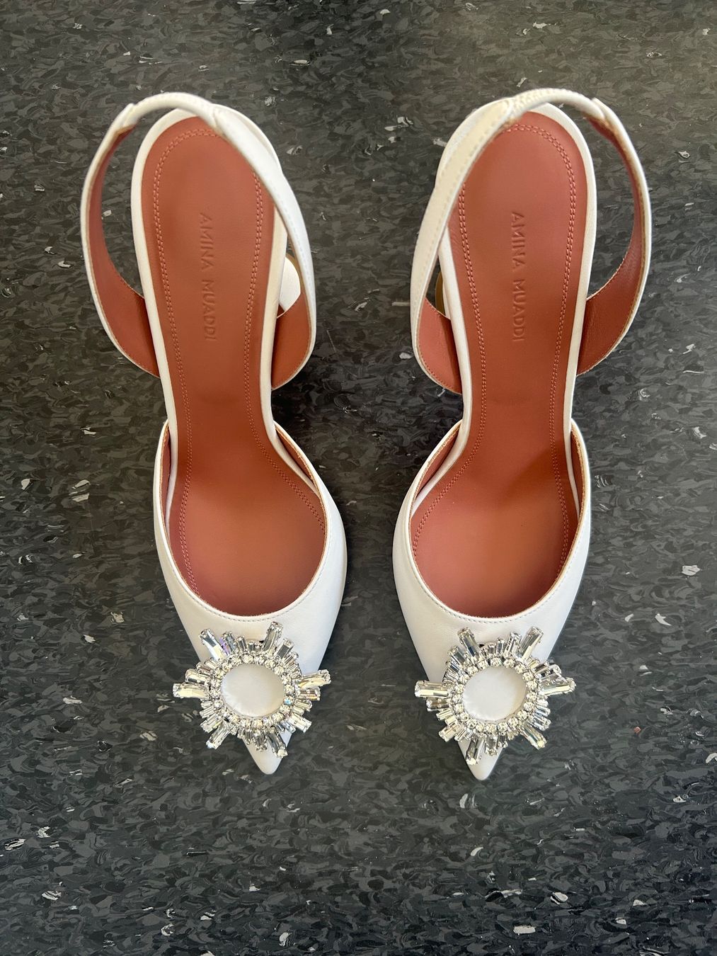 Amina Muaddi Scarpe da donna: Amina Muaddi – Nuovo (secondo la descrizione) da Zürich venduto da LA999