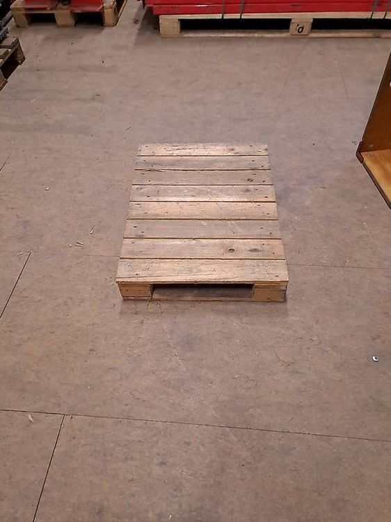 kleines Palett / Minipalett / Palett (Gebraucht) in Weinfelden für CHF ...