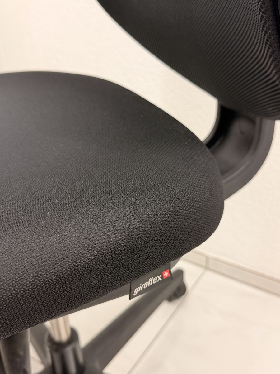 Giroflex Stühle: Bürostuhl Giroflex 353 – Gebraucht aus Felben-Wellhausen von 9506 2