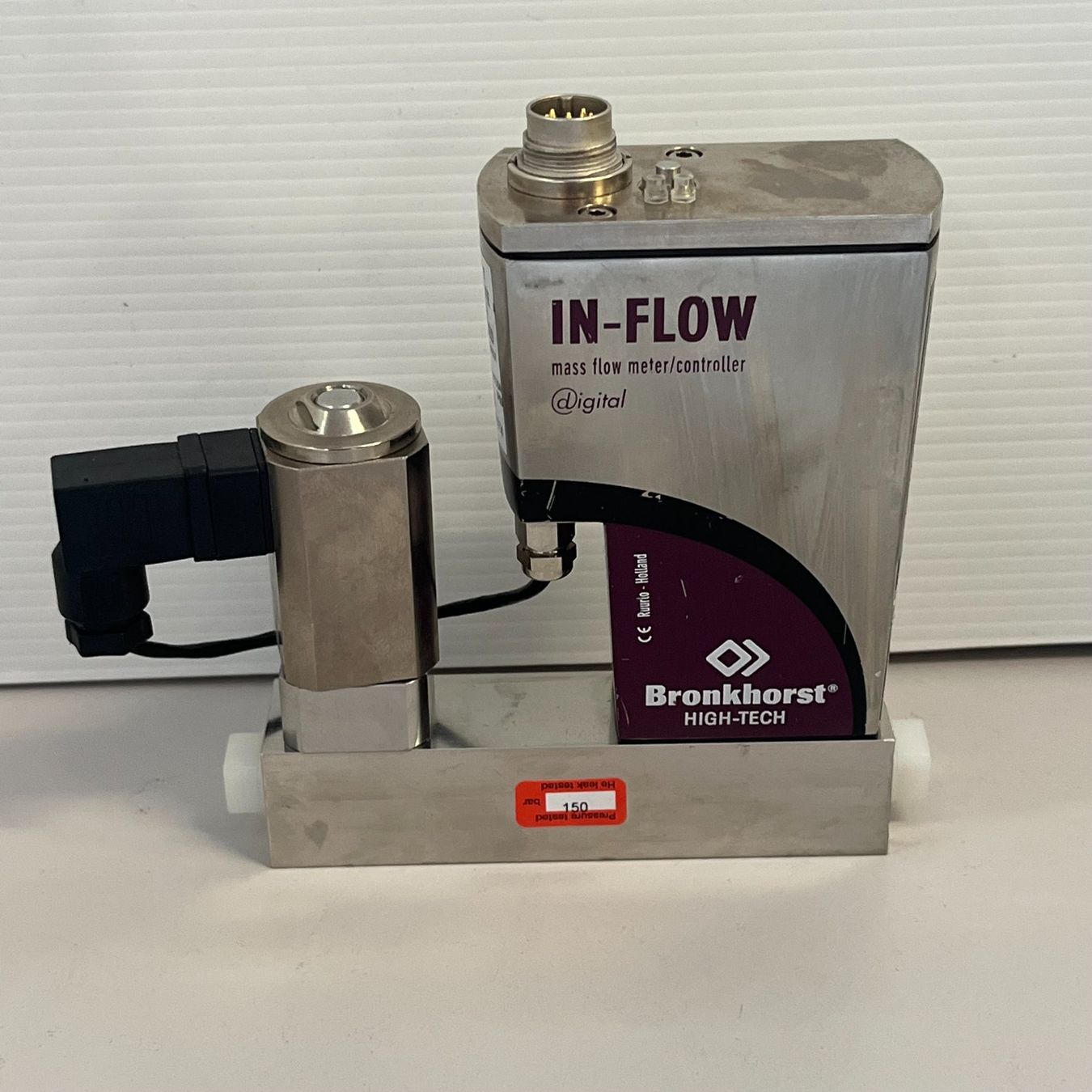 Accessori da laboratorio: Bronkhorst Mass Flow Controller F201 CI-AGB-00-V – Usato da Niederdorf venduto da LeptonAG_Labor 4