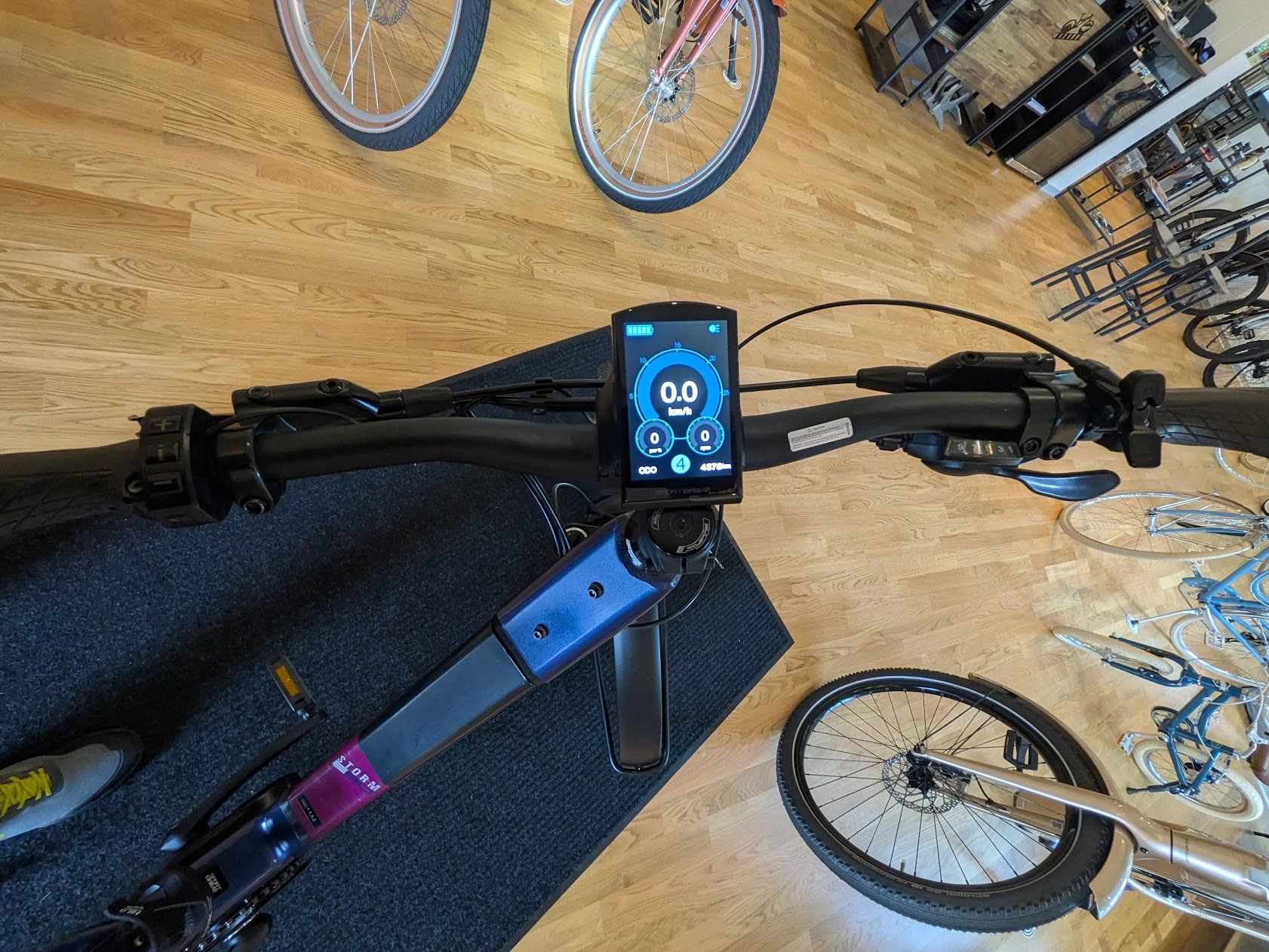 Rock Machine Biciclette: Rock Machine- Storm Touring – Usato da Rothrist venduto da RadaarUrbanCycling 4