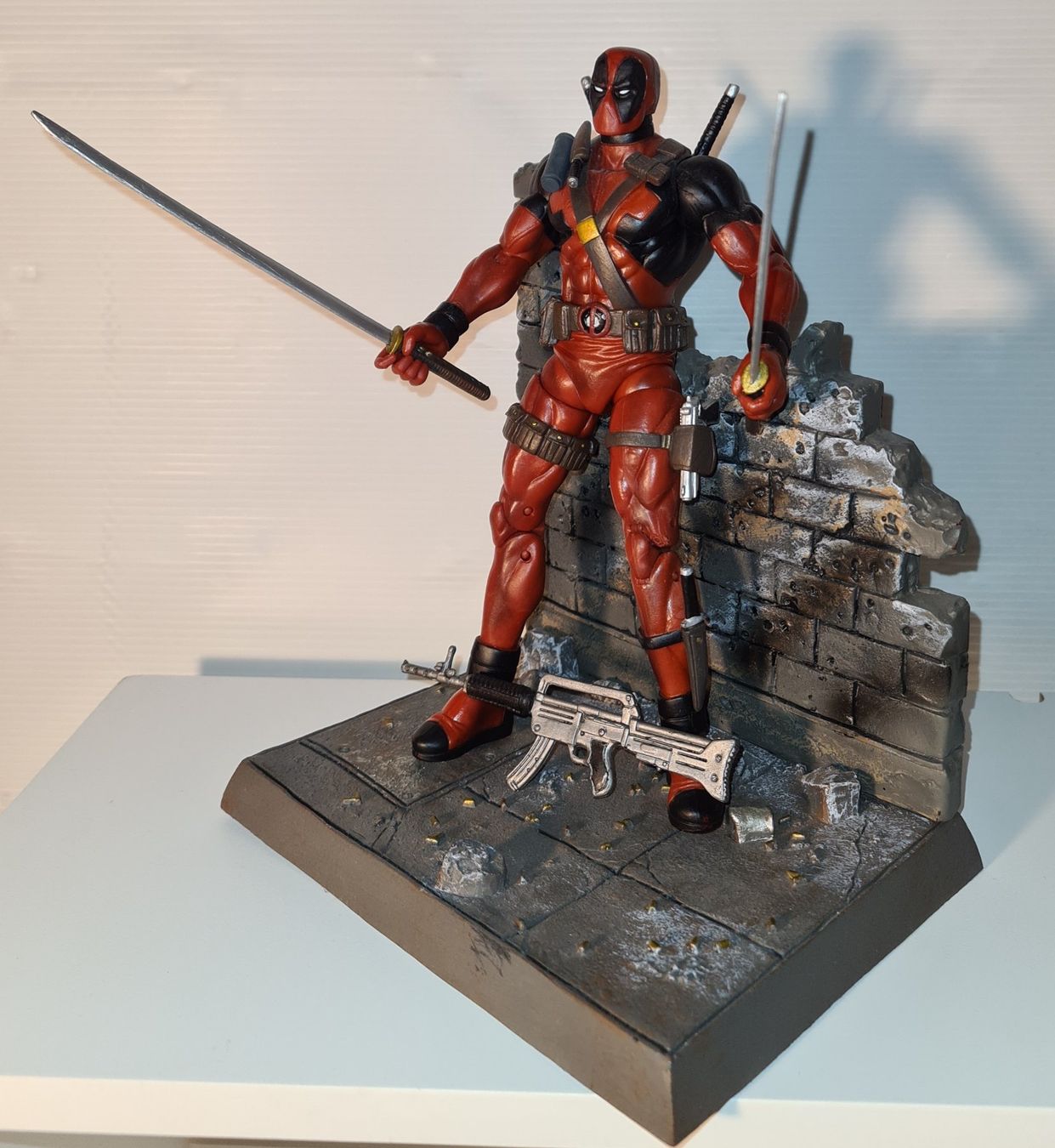 Marvel Statuette: Deadpool Marvel Select Figur / Figuren – Usato da Münchenstein venduto da vitalfit 1