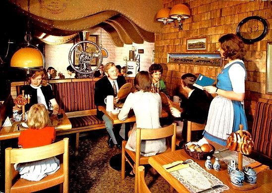 Cartes postales: BASEL Brasserie mit Pfiff - Warteck-Bier – Neuf (Voir description) à Jona par philajona