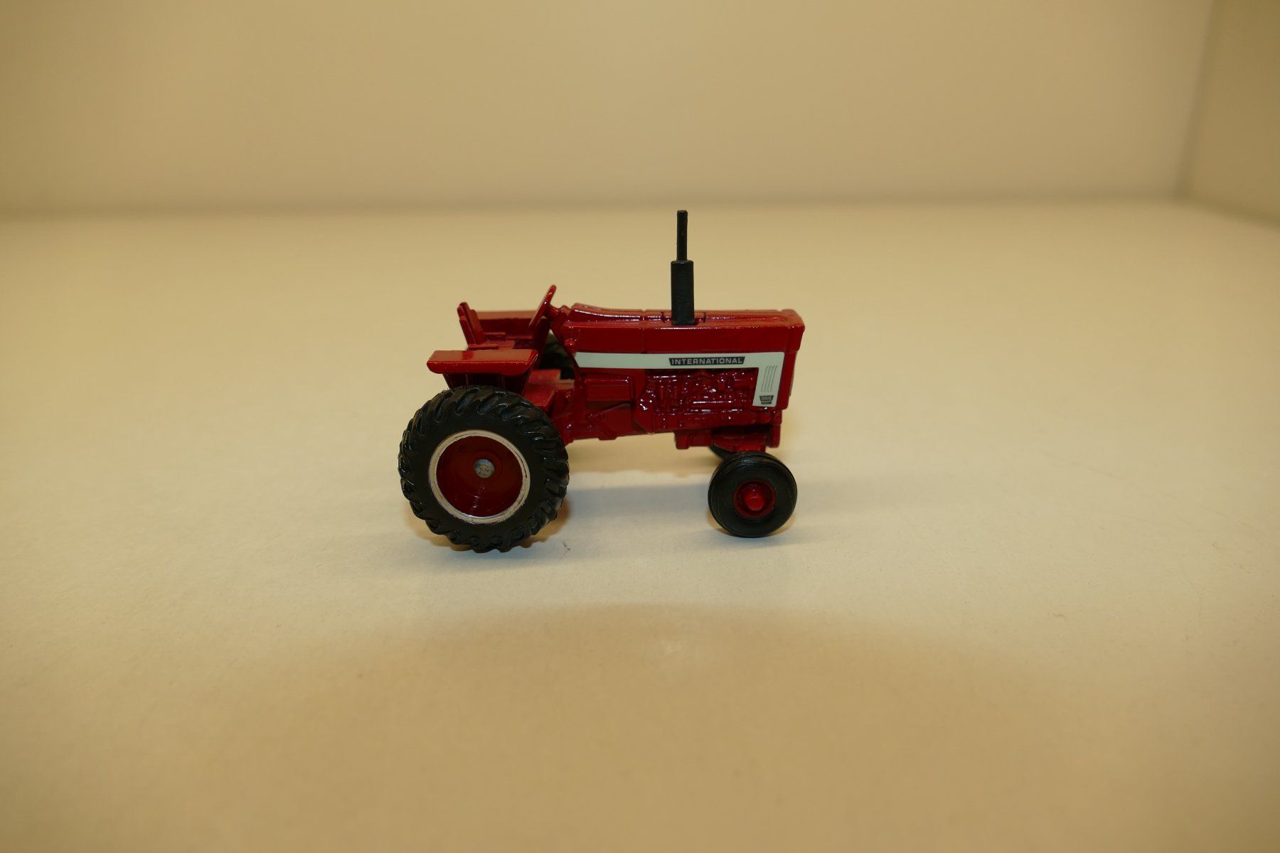 Kit di modellismo & Modellini statici: Metallmodel: International 966 Traktor – Nuovo (secondo la descrizione) da Niederhasli venduto da rail-duerst 3