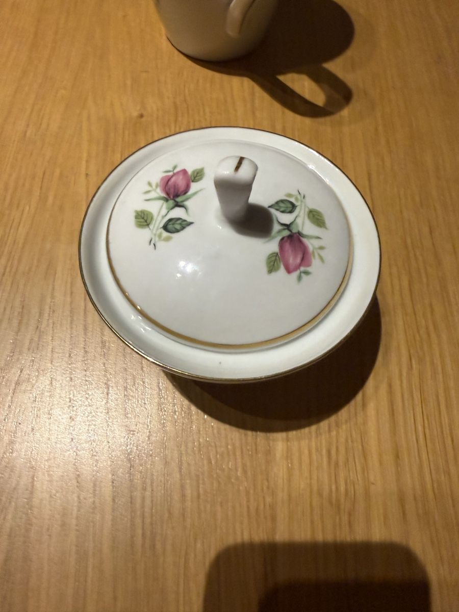 Set di piatti: Kaffeeservice Rosenmuster guter Zustand – Nuovo (secondo la descrizione) da Zürich venduto da zue_ng7c 2