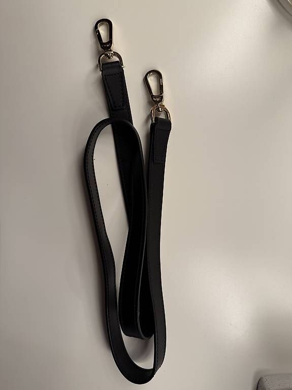 Borse da donna: Longchamp Leder Handtasche – Usato da Herisau venduto da ogkosta 4
